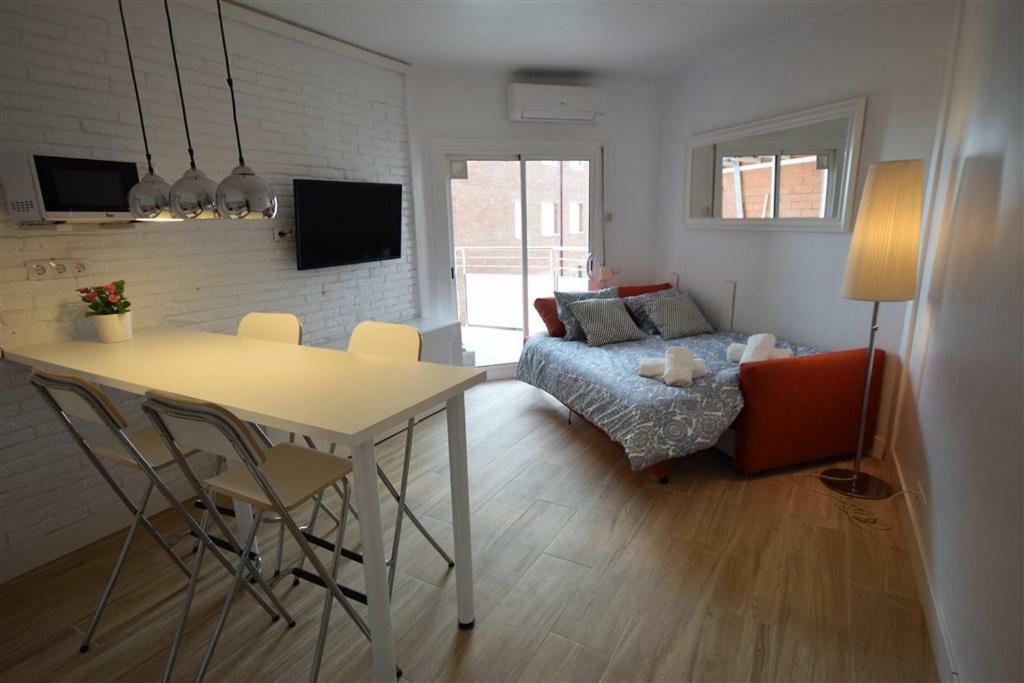 Apartamento Playa Mar Castelldefels Dış mekan fotoğraf